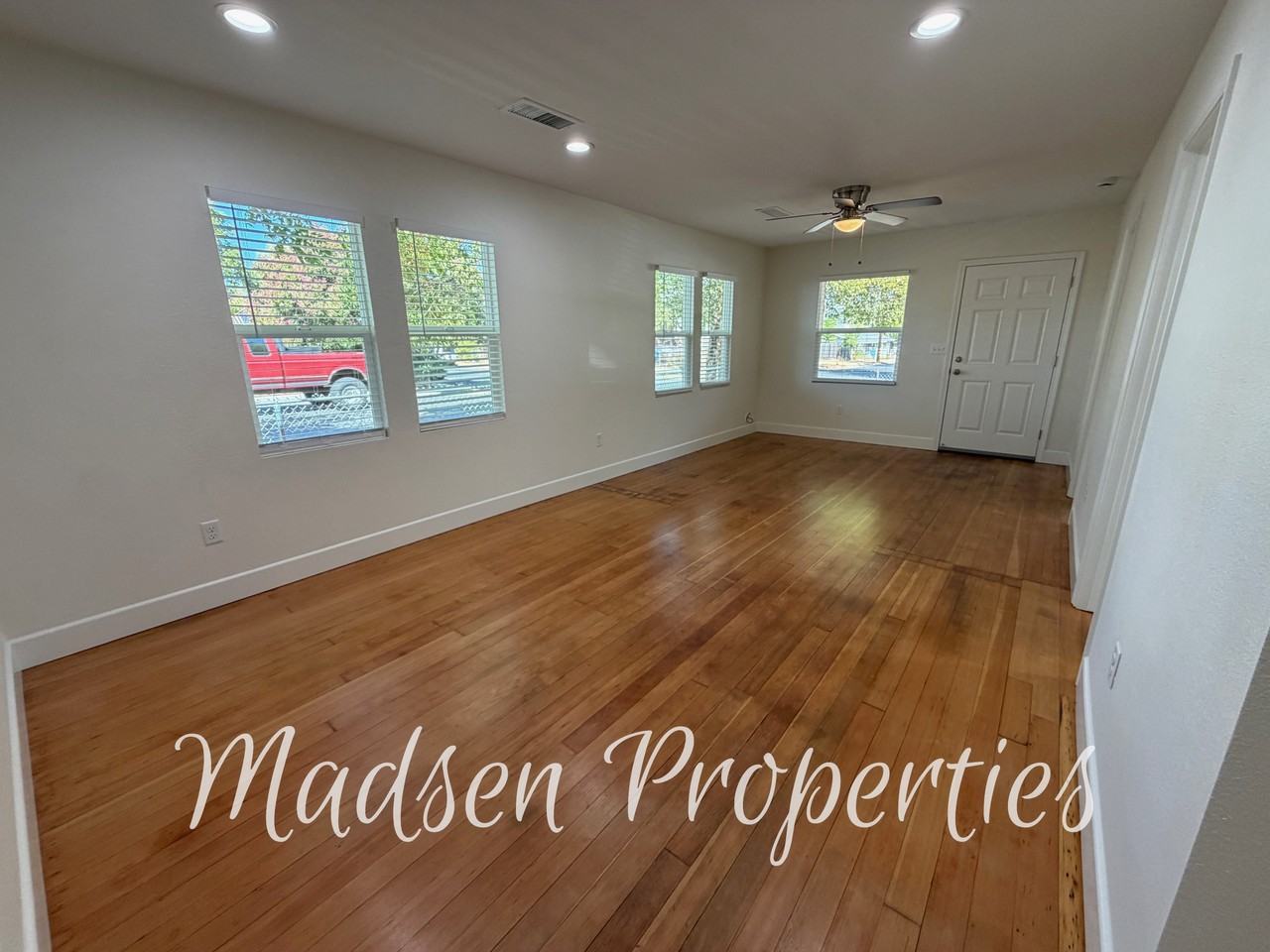 2718 Brown Ave #1 - Photo 6 of 23