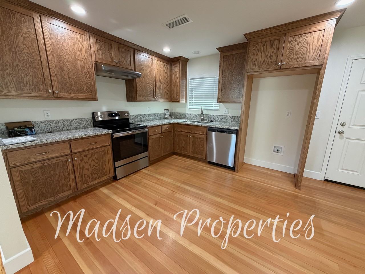 2718 Brown Ave #1 - Photo 7 of 23