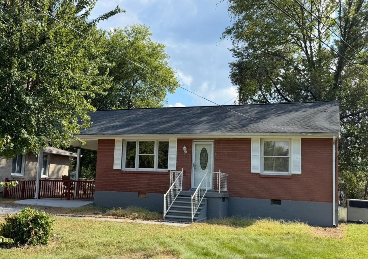 103 Willow St - Photo 2 of 20