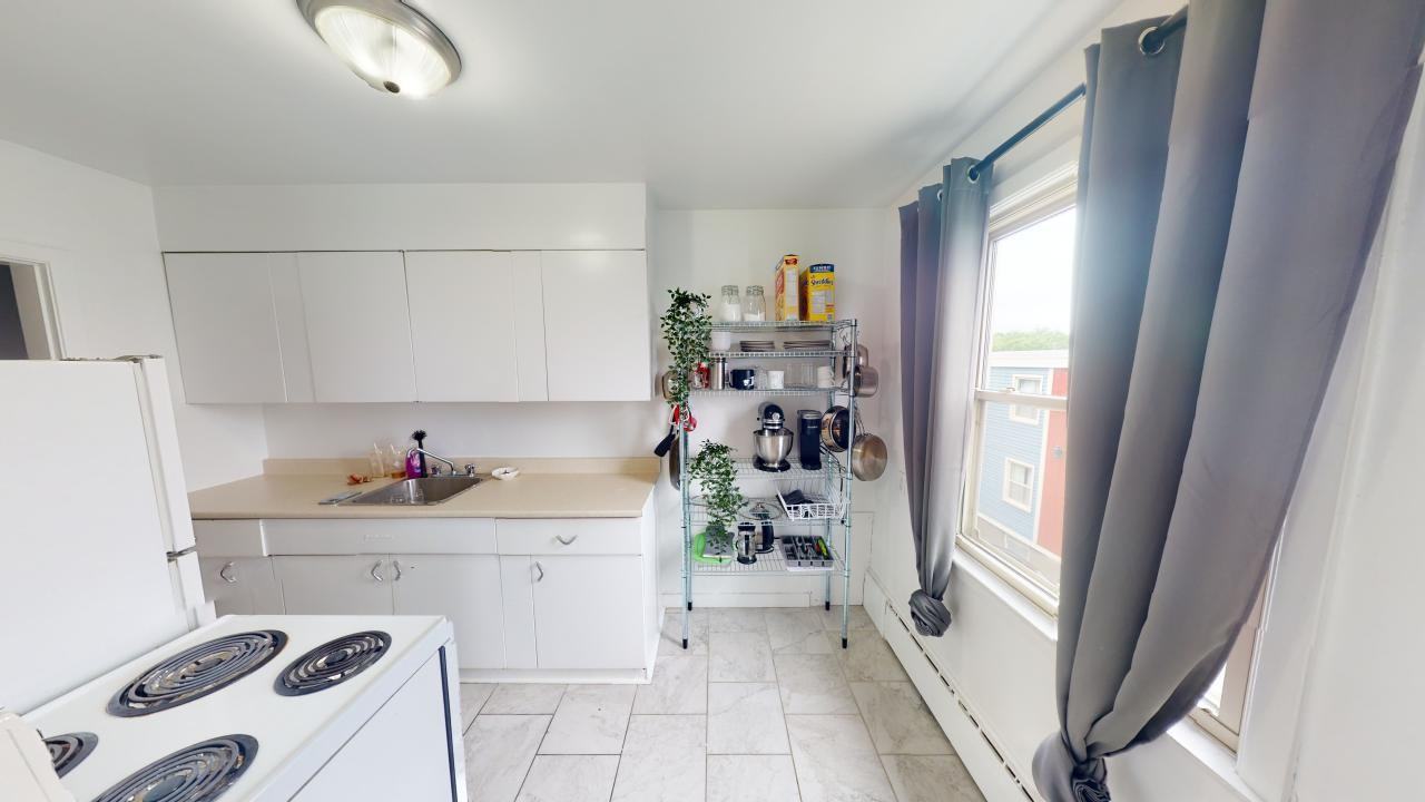 3693 Windsor Street - Photo 3 of 14