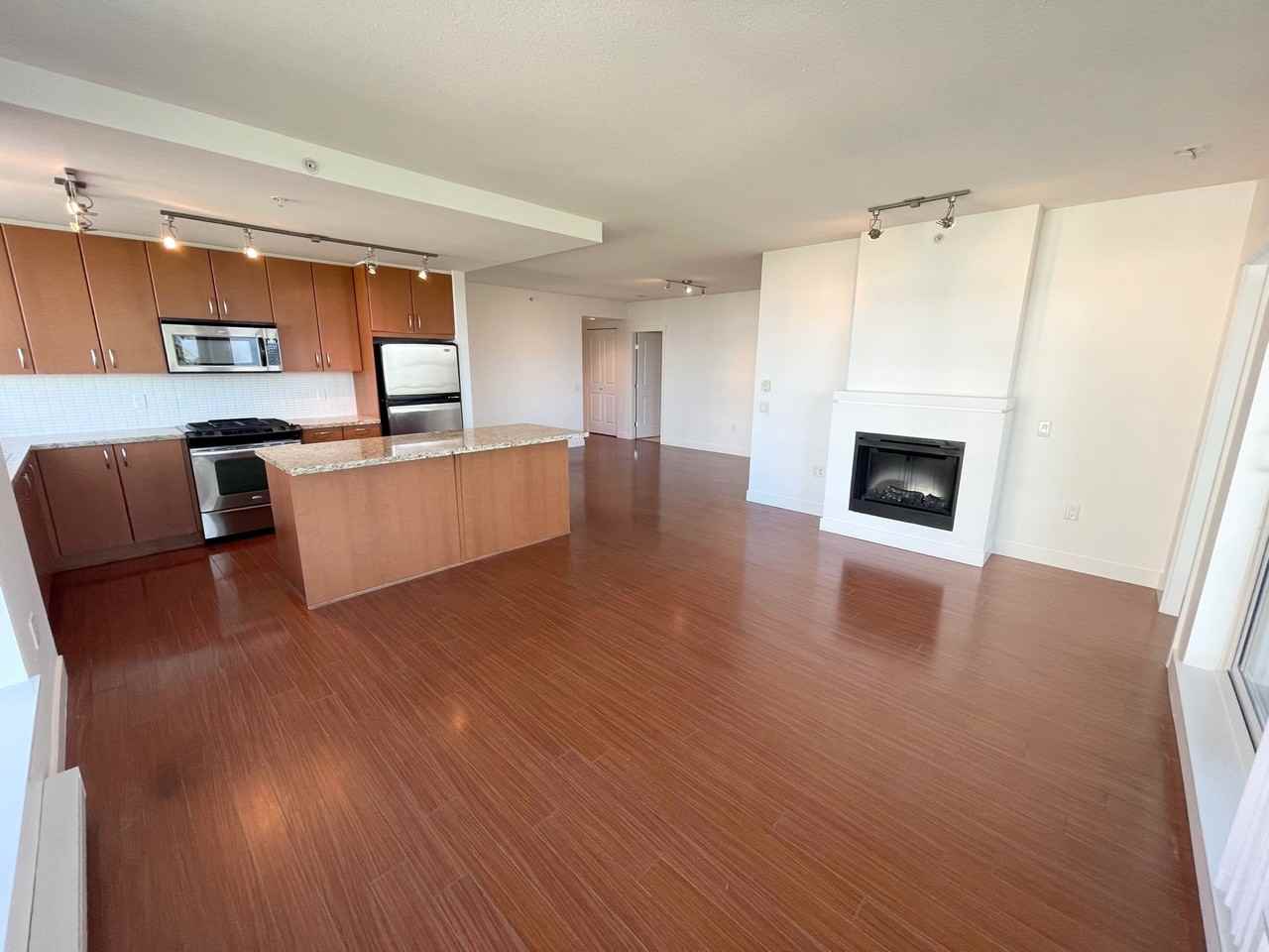 9188 University Cres - Photo 7 of 15