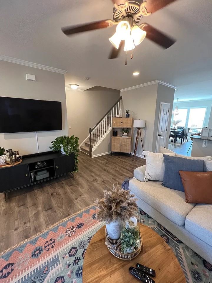 6502 Perry Creek Rd - Photo 7 of 19