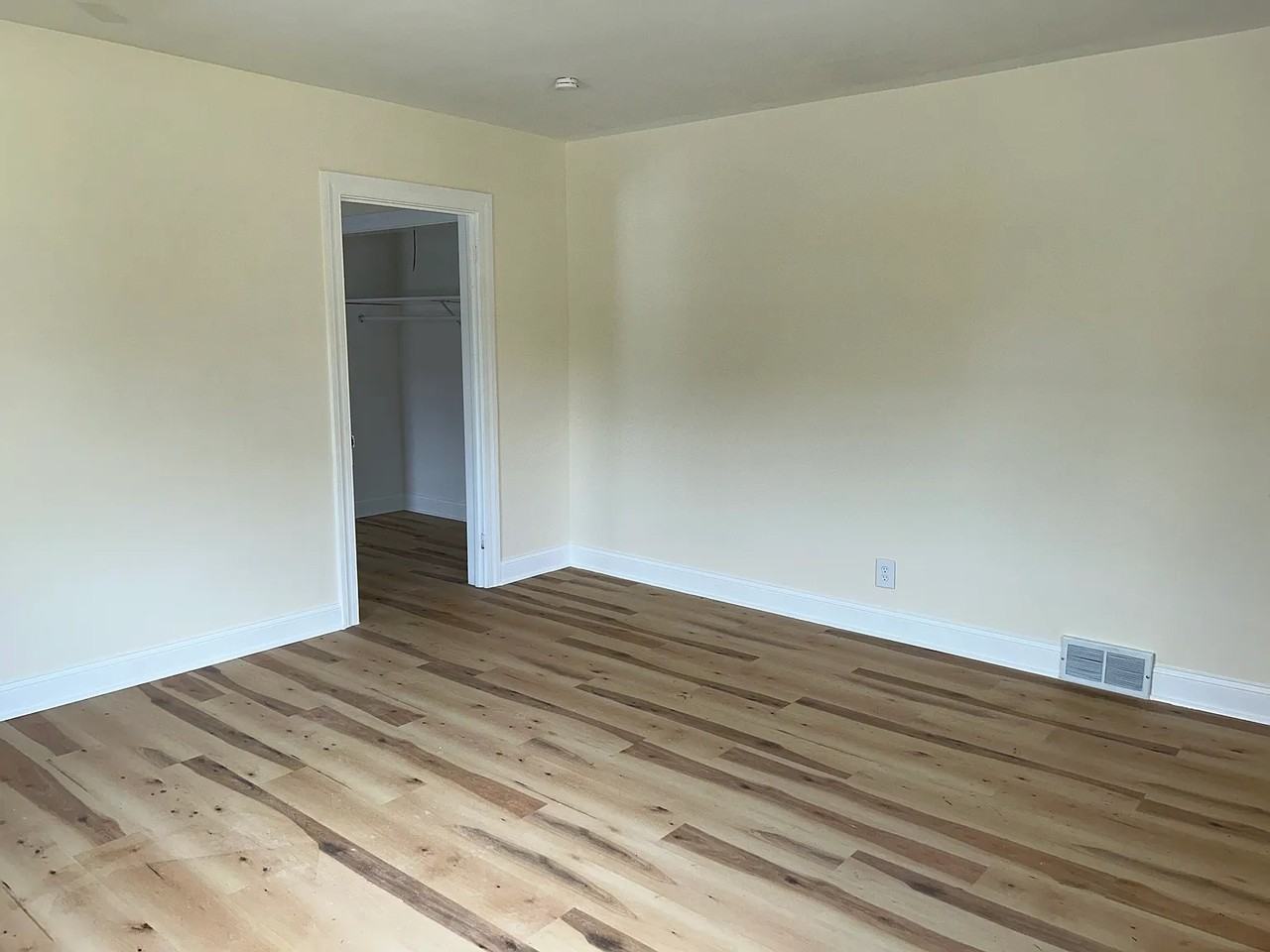 600 Richardson Ave - Photo 6 of 21