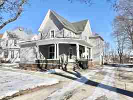 featured image of 749 Parker Ave #749