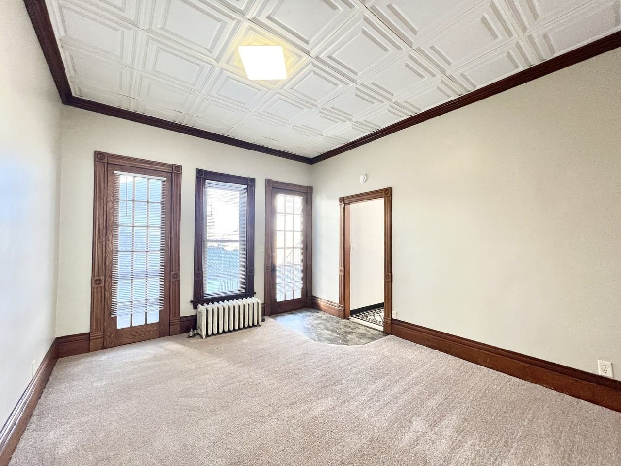 749 Parker Ave #749 - Photo 3 of 12