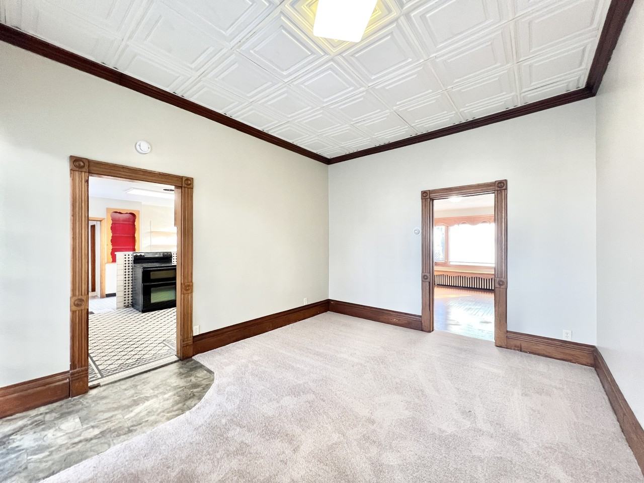 749 Parker Ave #749 - Photo 5 of 12