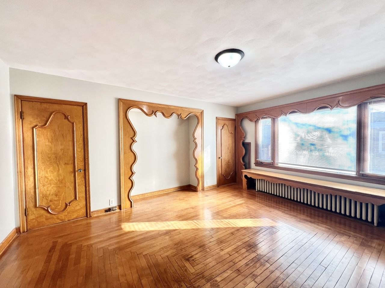 749 Parker Ave #749 - Photo 6 of 12