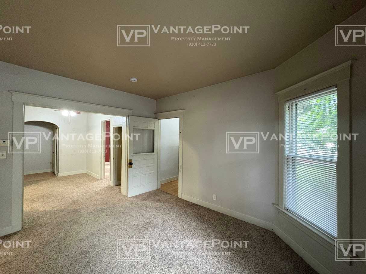 2118 Michigan Ave #2118 - Photo 3 of 19