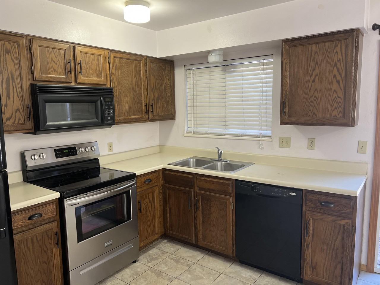 4774 N Carefree Cir #1 - Photo 7 of 17