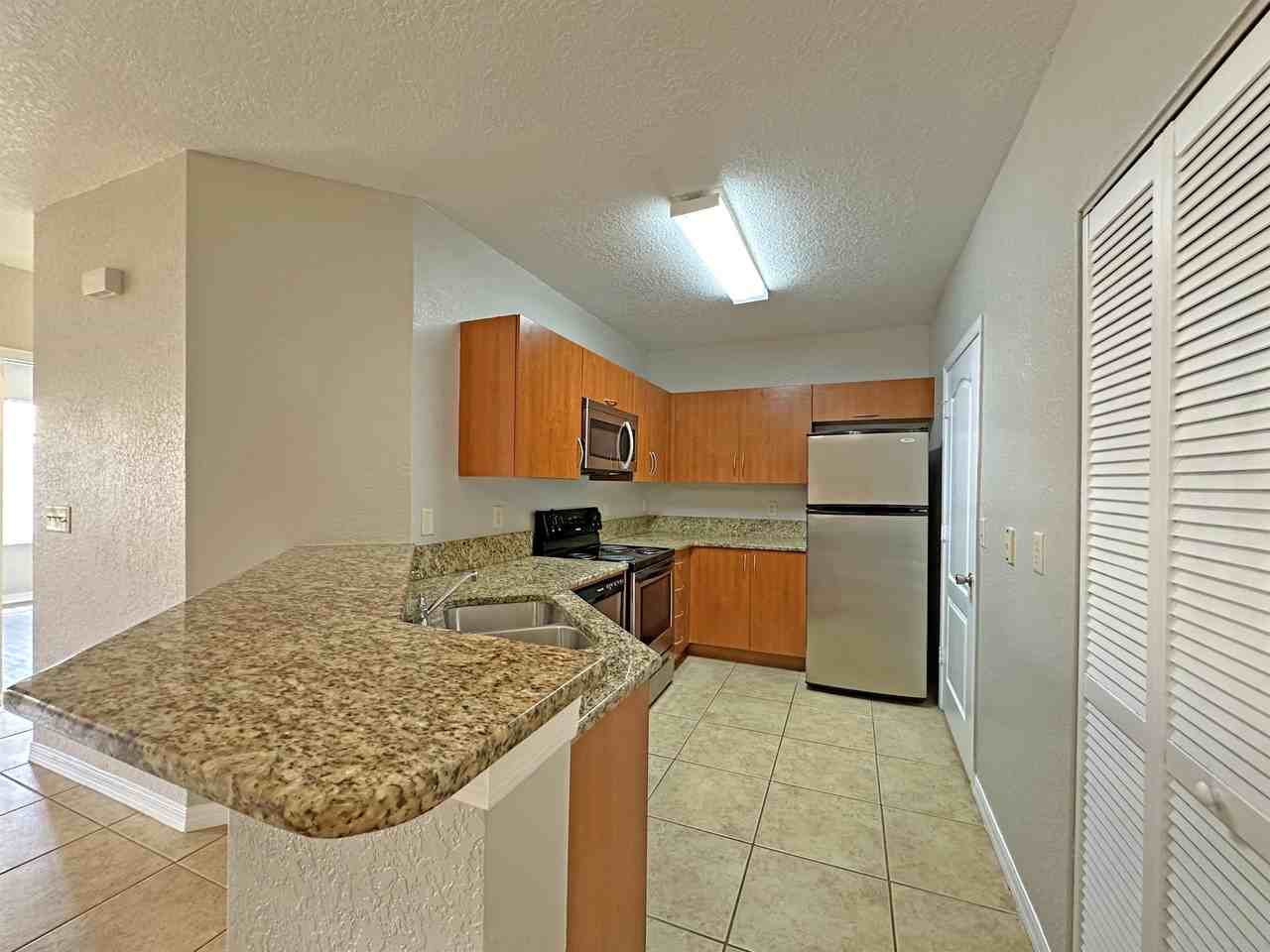 150 Sw Peacock Blvd #26-204 - Photo 5 of 38