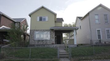 featured image of 66 Notre Dame Ave #1
