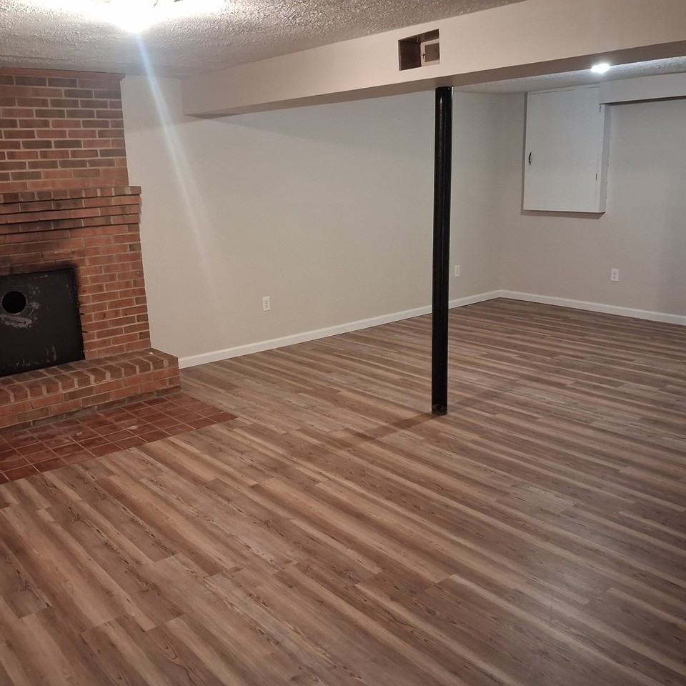 327 Dixie Airport Rd #1 - Photo 5 of 25
