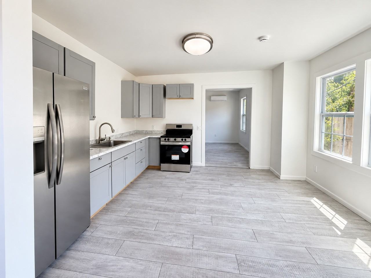 1915 Walnut StreetUnit A #1 - Photo 2 of 6