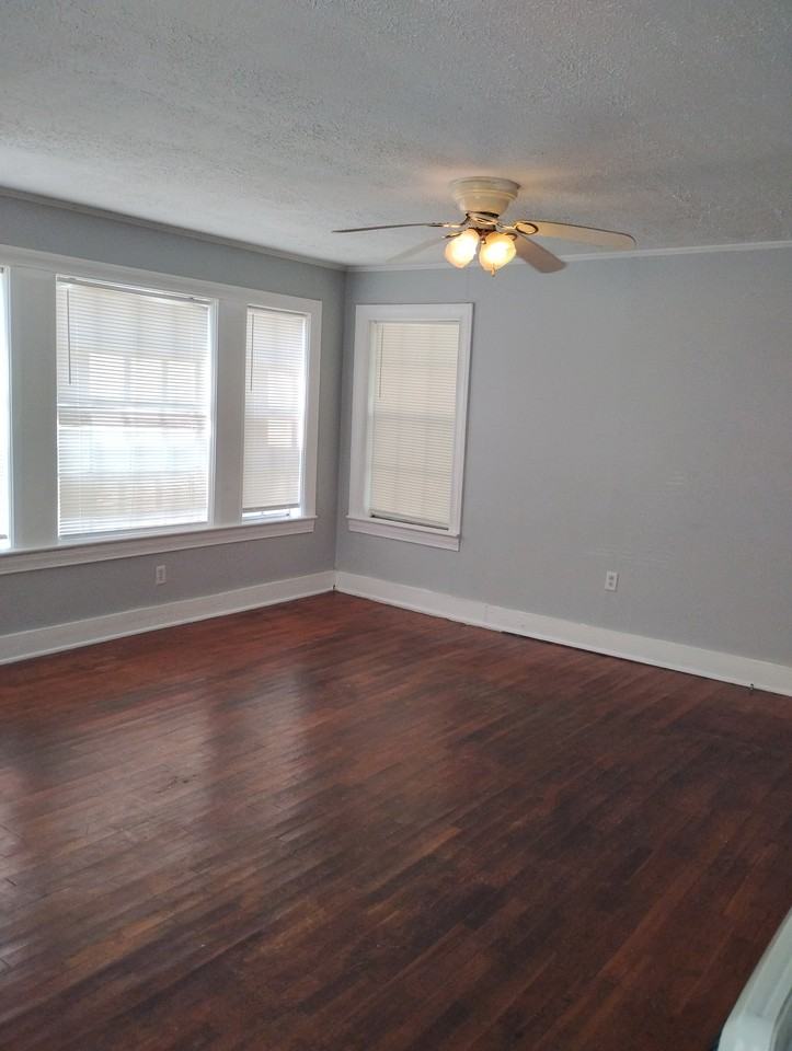 1106 Cherry St #1 - Photo 2 of 7