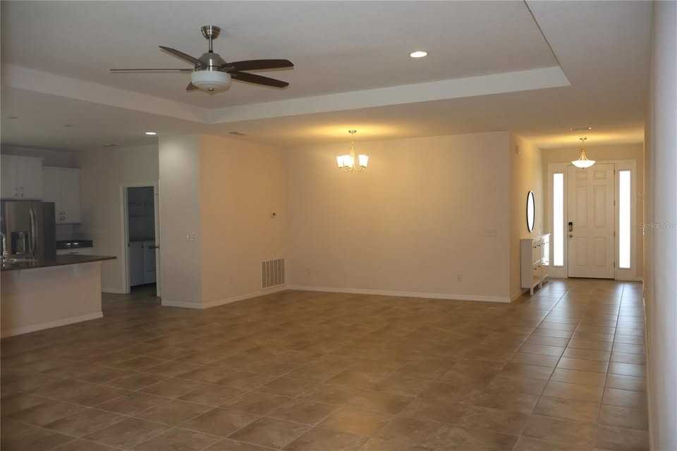 5033 Sw 56th St #1 - Photo 3 of 10