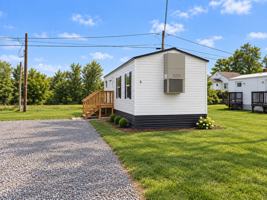 featured image of 111 S Cedar Dr #5
