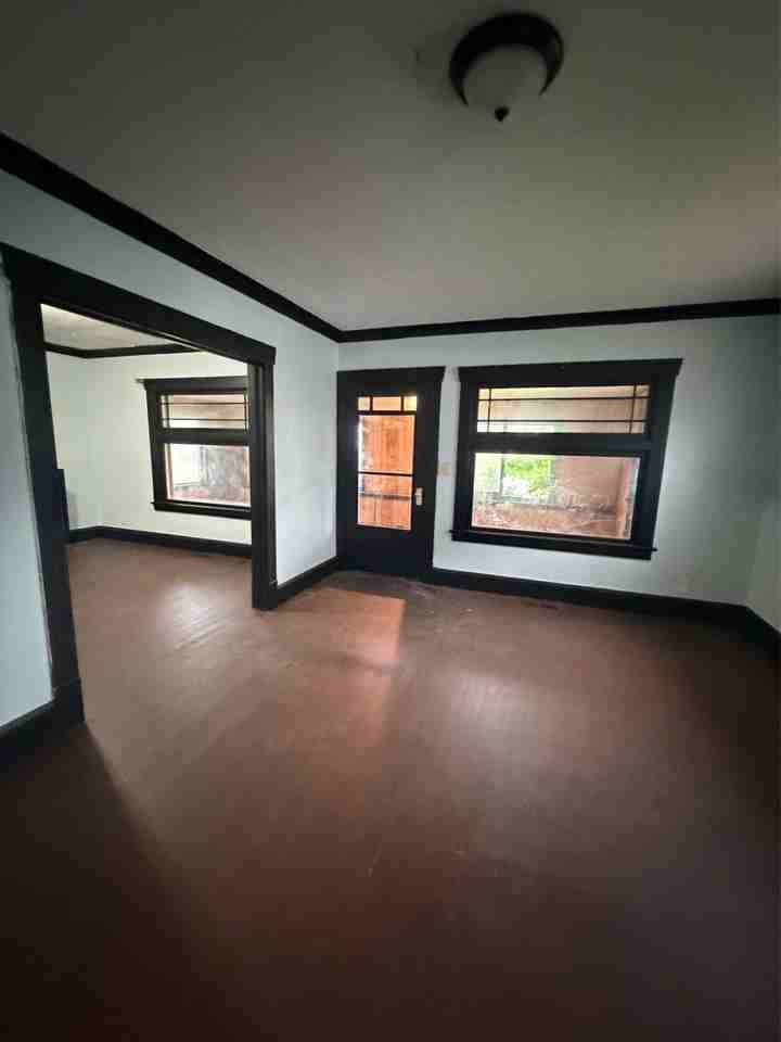 111 N Brockway Ave #HOME - Photo 5 of 10