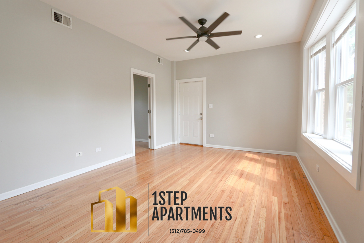 1350 N Keeler Ave - Photo 3 of 7