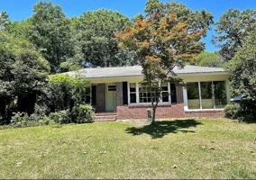 featured image of 803 S Saint Claire Dr #1