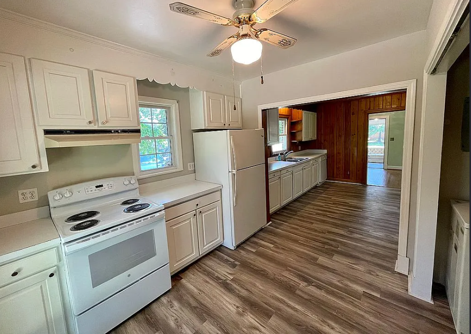 803 S Saint Claire Dr #1 - Photo 4 of 50