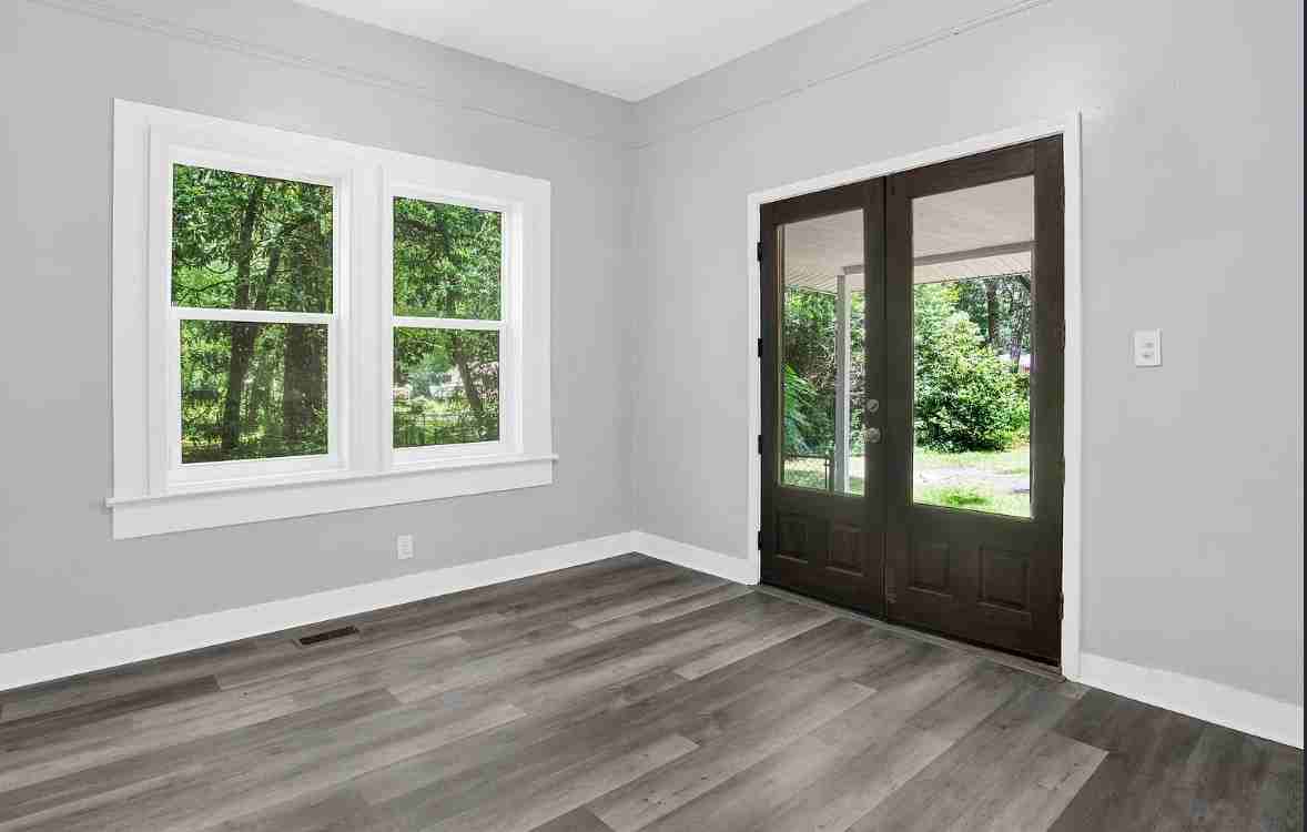 1633 Phillips Ln #1 - Photo 6 of 31