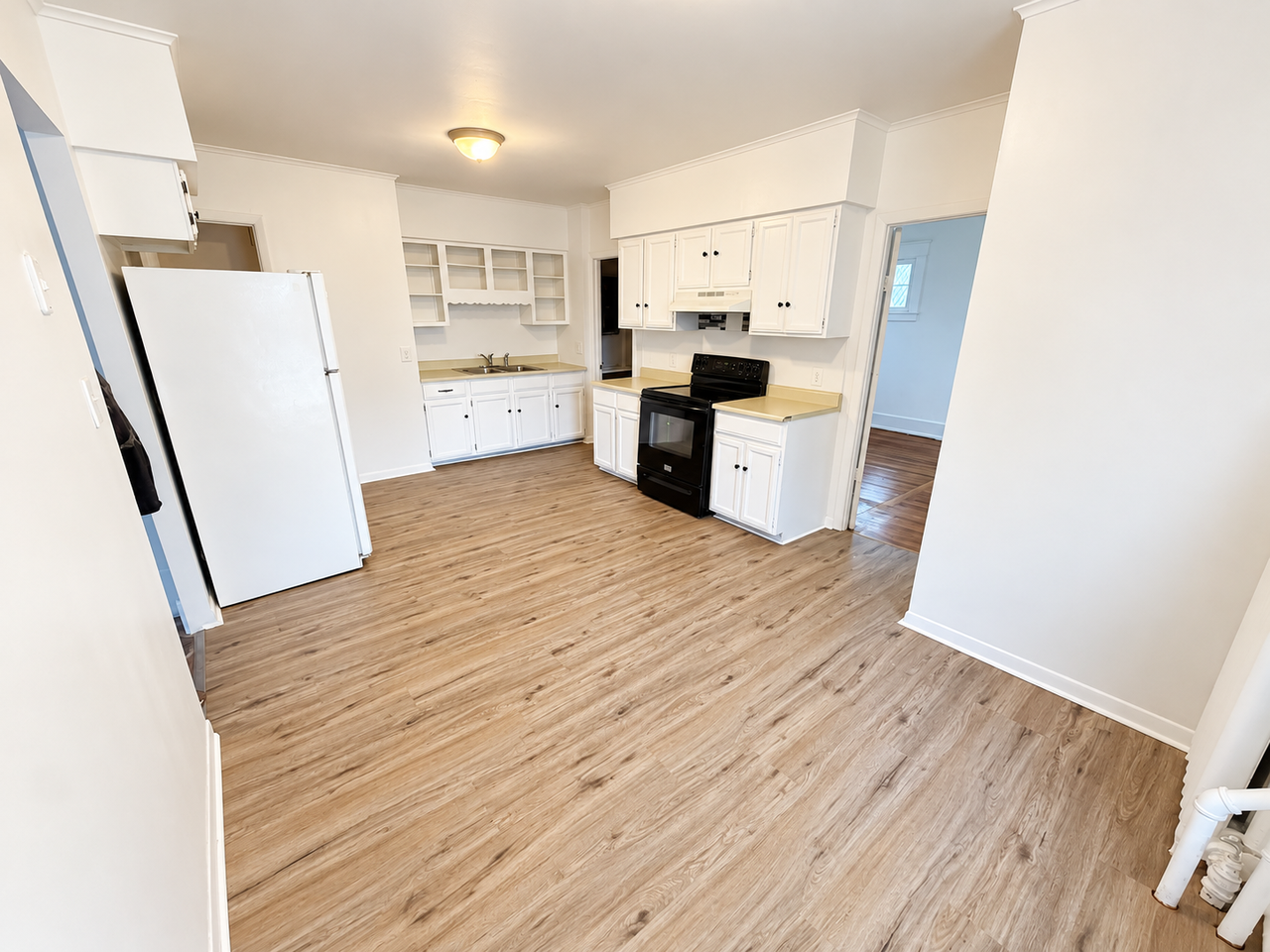 40 River St #40-4 - Photo 2 of 10