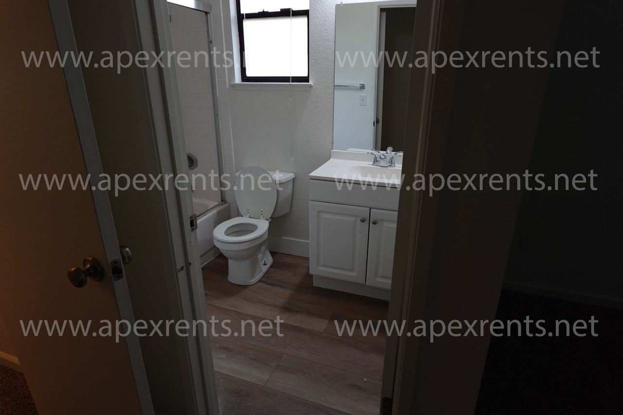 1183 Rio Royal Way #1 - Photo 5 of 5