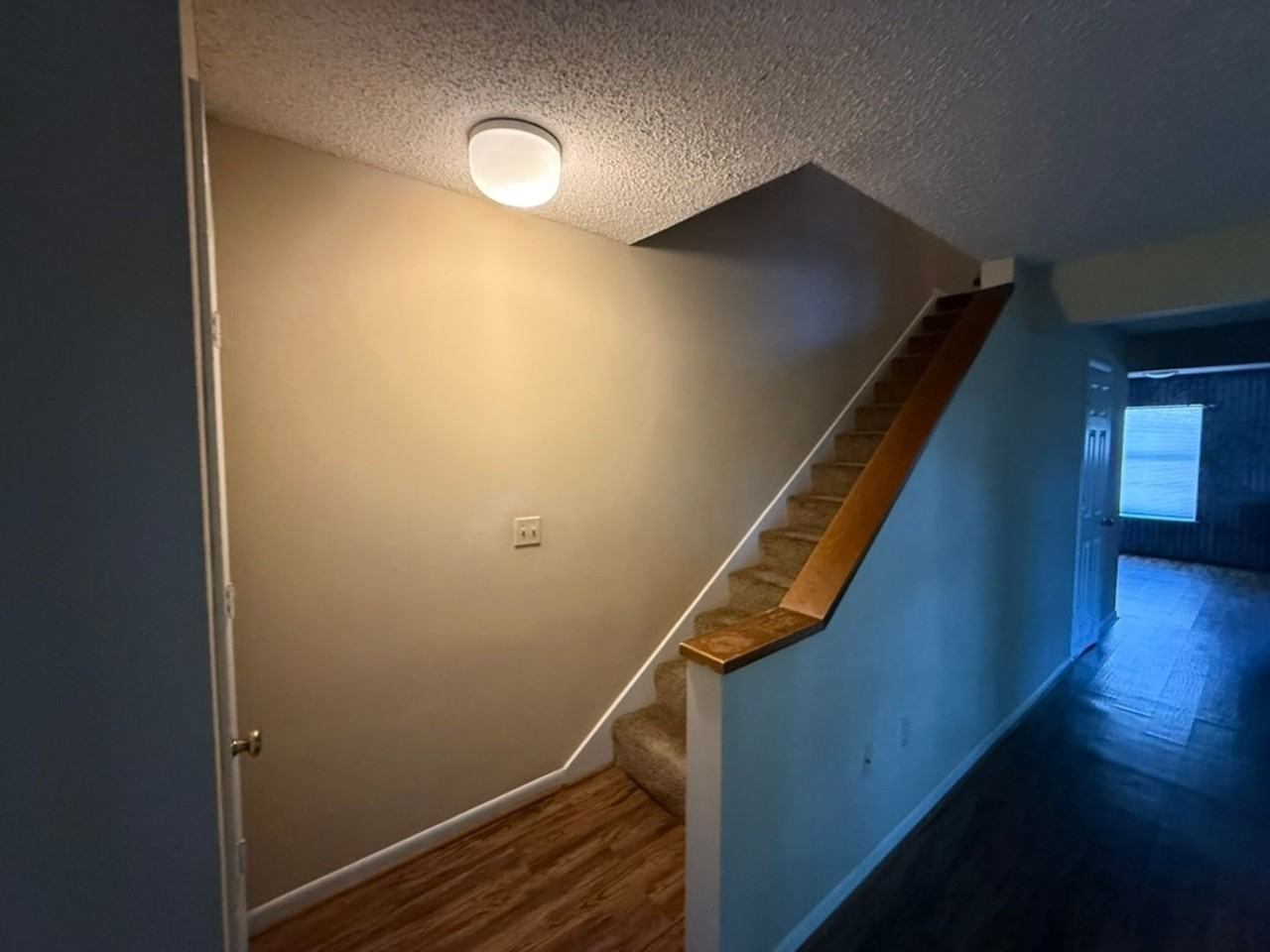 168 E University Dr - Photo 3 of 20