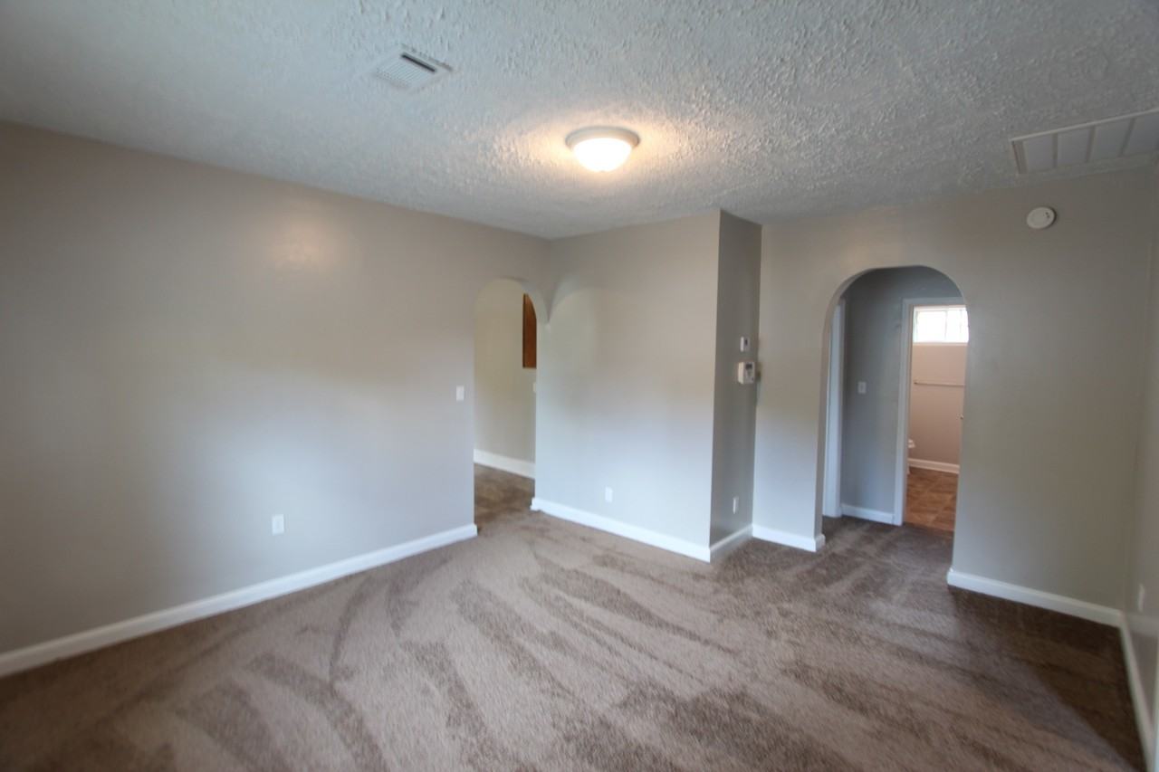 2701 Avenue J #1 - Photo 3 of 18