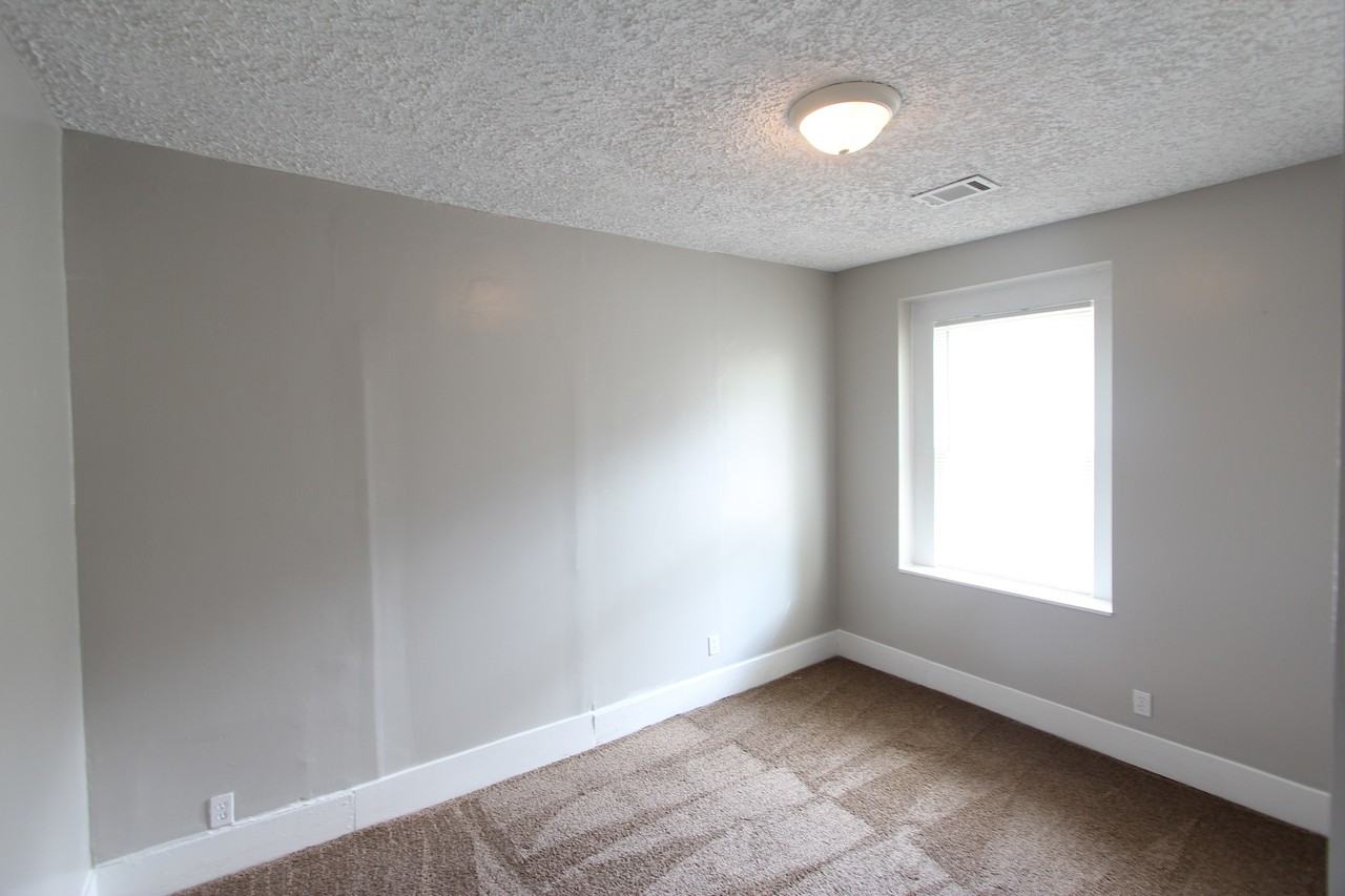 2701 Avenue J #1 - Photo 6 of 18