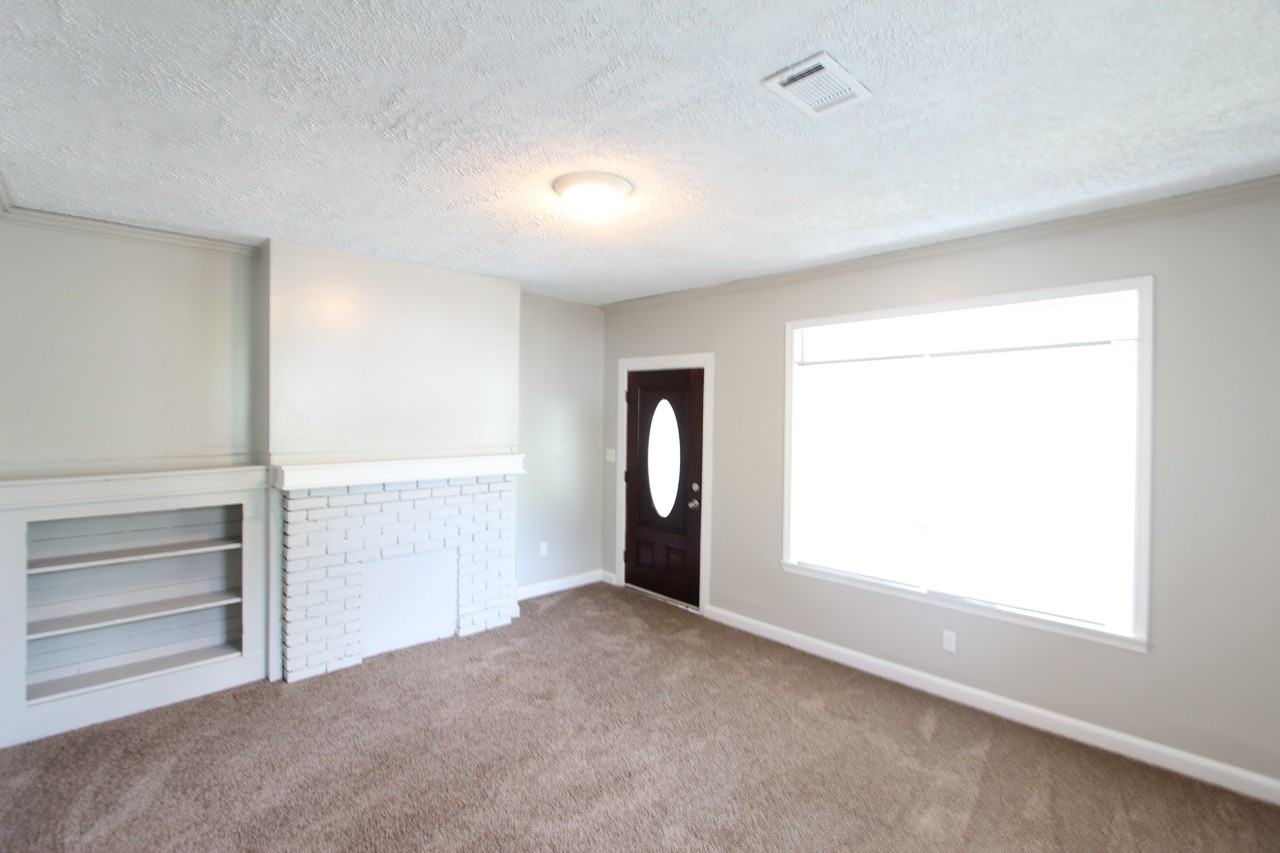 2701 Avenue J #1 - Photo 7 of 18