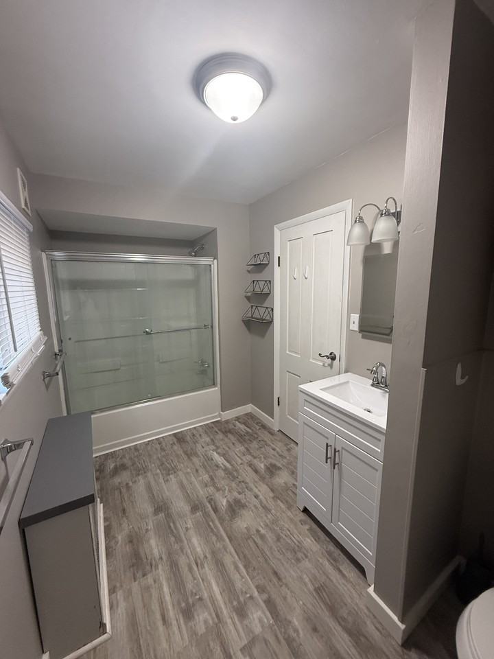 303 S Elmer Ave #1 - Photo 4 of 11