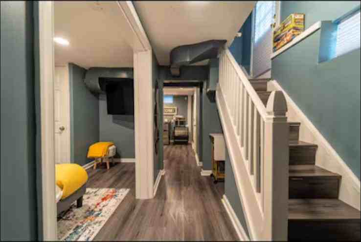 601 44th St Ne #1 - Photo 5 of 18