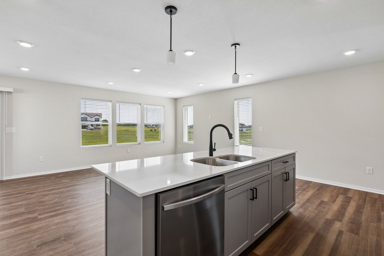 1433 Vantage Point Dr #1