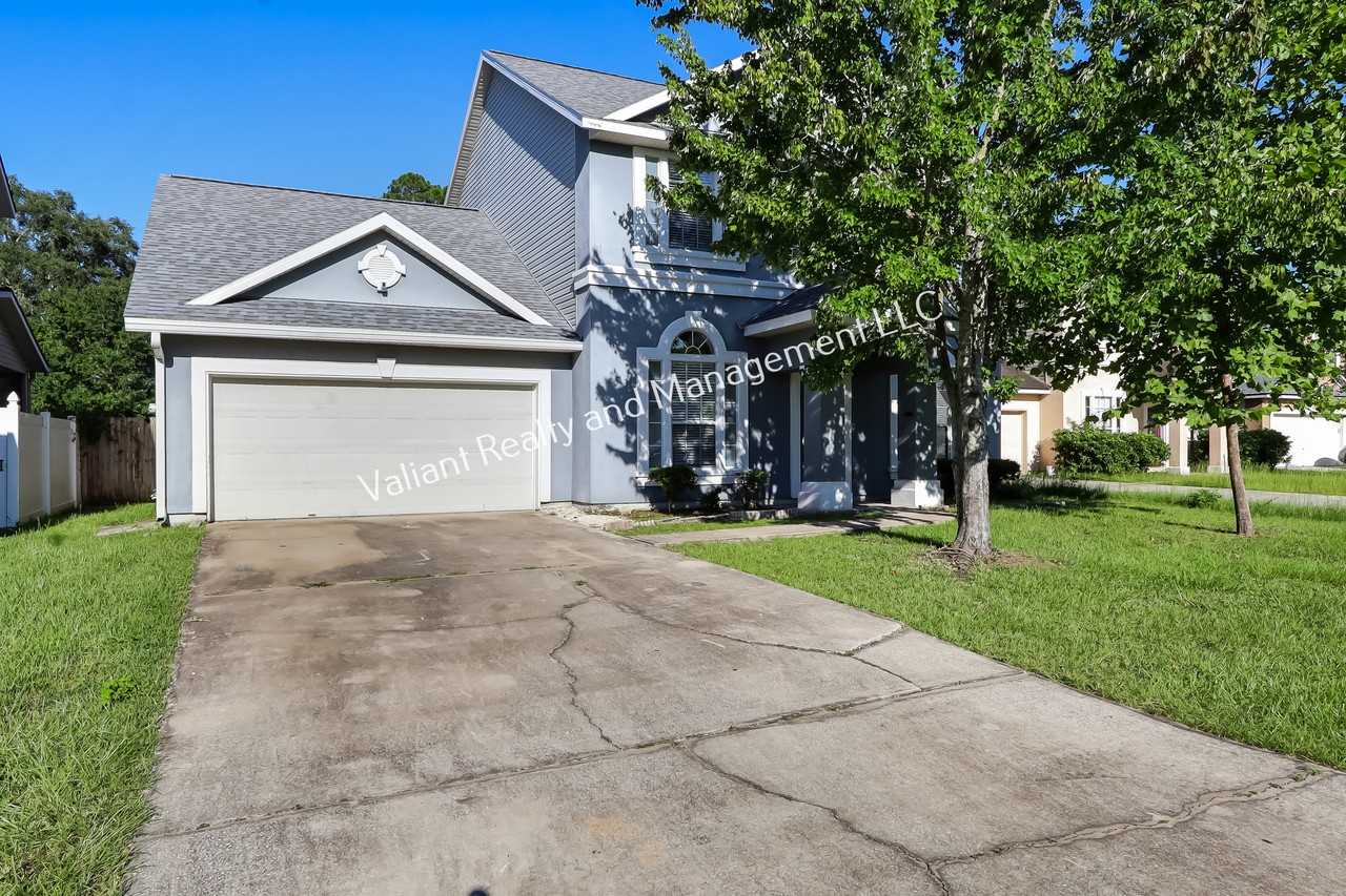 8391 Candlewood Cove Trl #1 - Photo 3 of 43