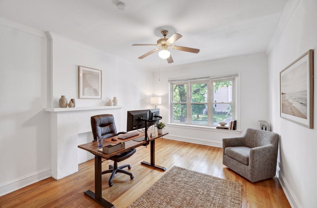 1024 Noyes St. - Photo 6 of 48