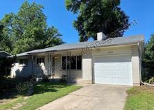 2805 Redwing Rd - Photo 1 of 1