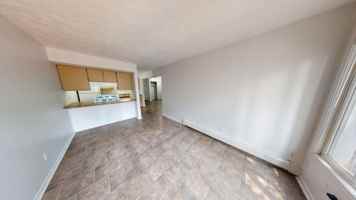 featured image of 319 E Hillsdale St