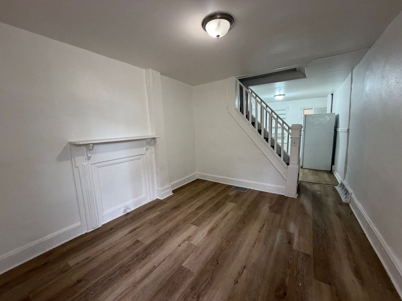 33 Hills Pl - Photo 2 of 15