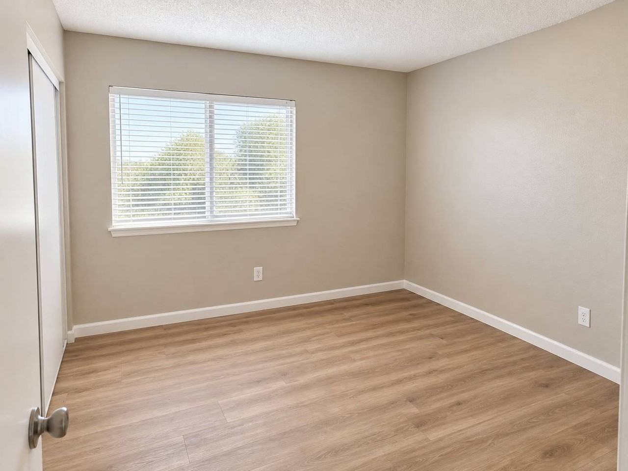 20410 Mesa Oak Dr - Photo 6 of 7