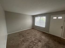 925 Glenn St - Photo 1 of 1