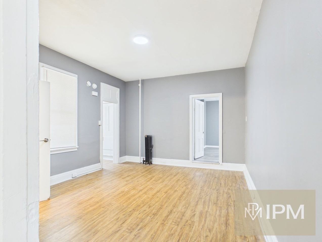597 W Philadelphia St - Photo 4 of 10