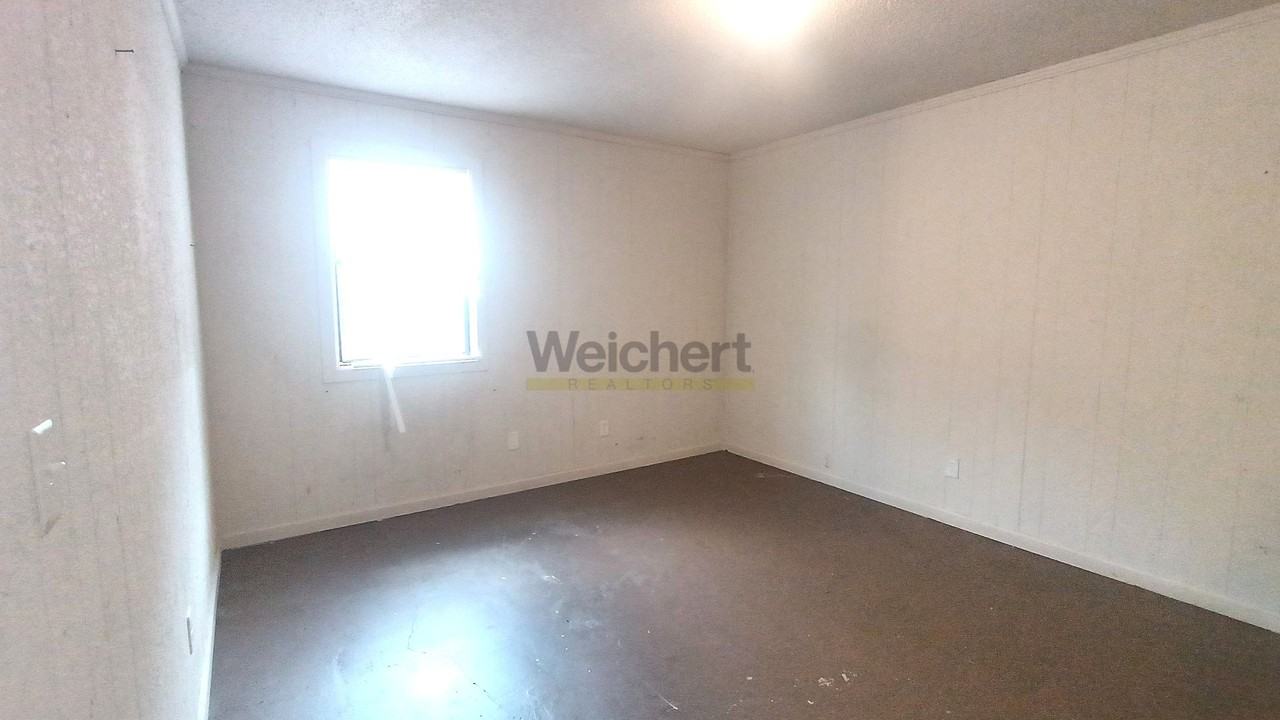 304 N 10th Ave - Photo 5 of 7