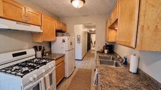 Twin Lakes Apartments - Photo 1 of 1