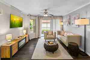 featured image of 212 Katherine Blvd