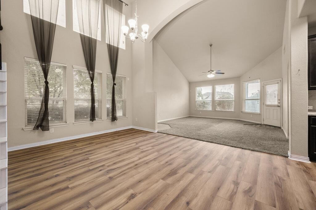8822 Falcon Park - Photo 6 of 29
