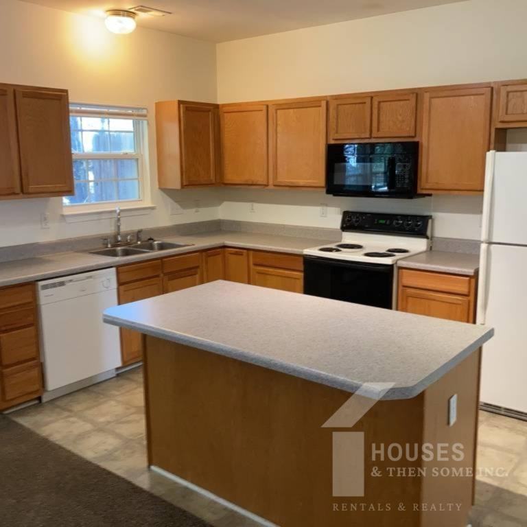 304 Canewood Pl - Photo 6 of 19
