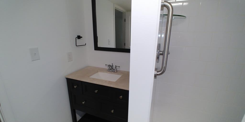 3147 Clive Ave - Photo 5 of 17