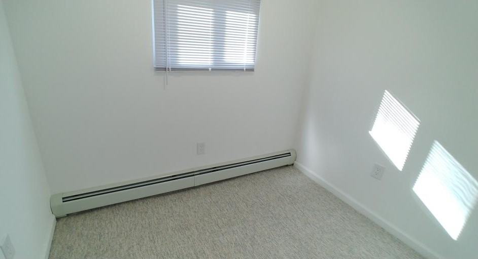 3147 Clive Ave - Photo 6 of 17