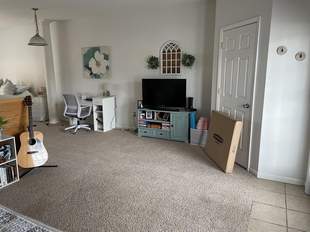 706 Canterbury Dr - Photo 5 of 9